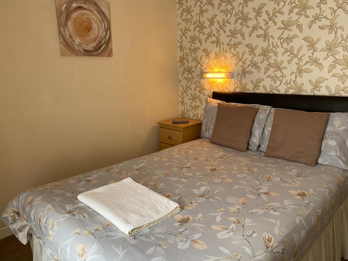 Clifton Private Hotel Blackpool Bagian luar foto