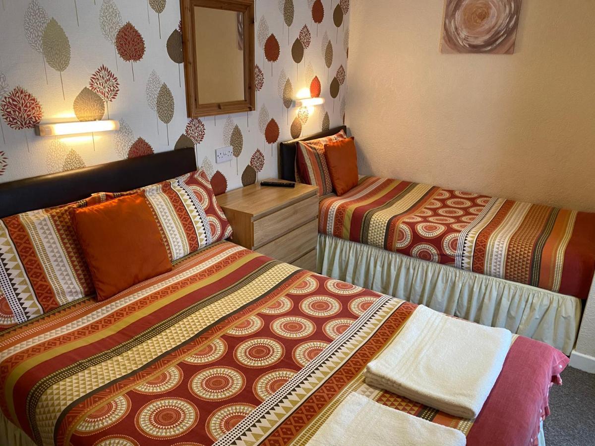 Clifton Private Hotel Blackpool Bagian luar foto