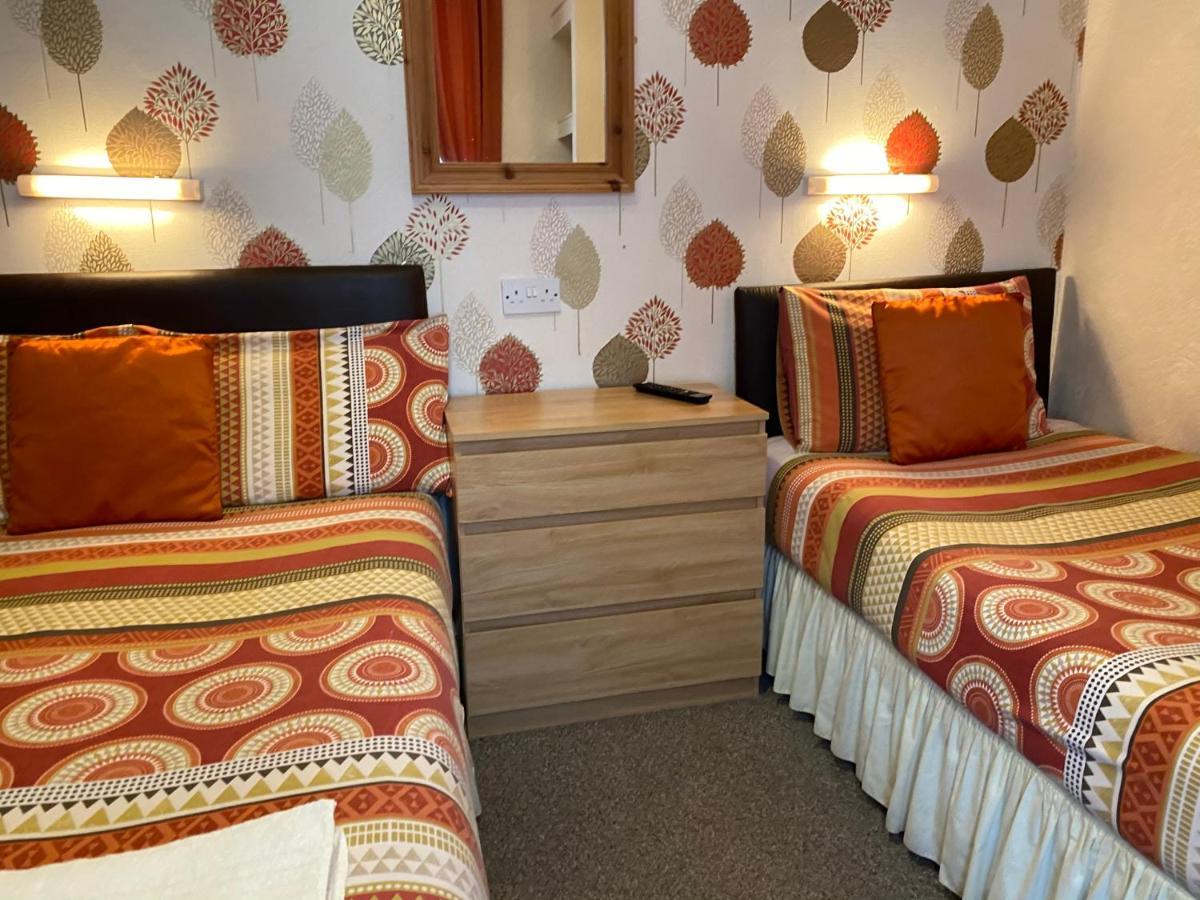Clifton Private Hotel Blackpool Bagian luar foto