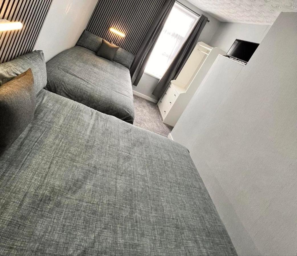 Clifton Private Hotel Blackpool Bagian luar foto