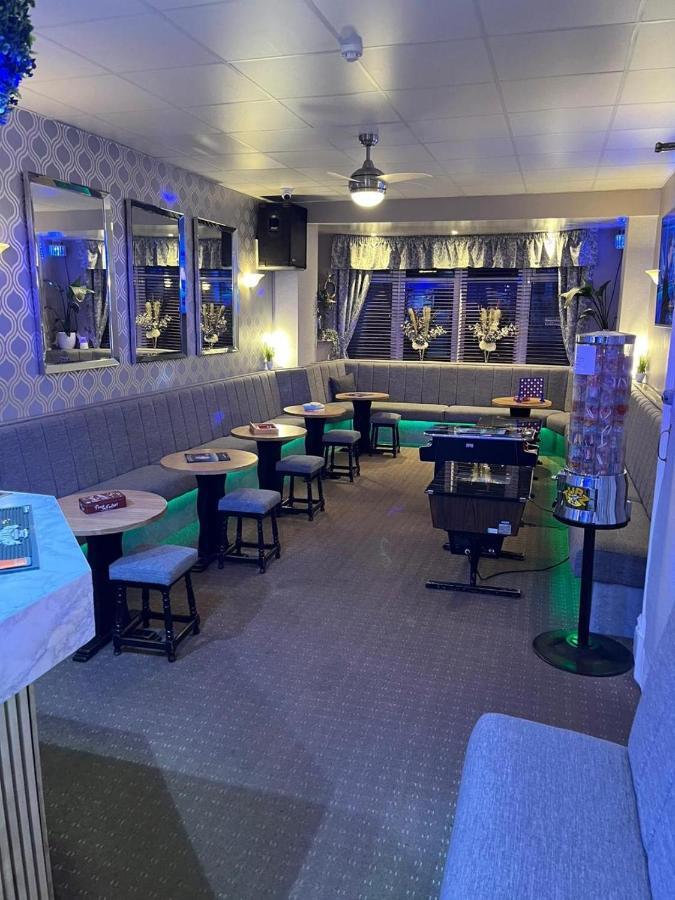 Clifton Private Hotel Blackpool Bagian luar foto