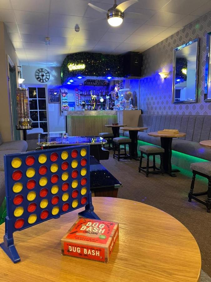Clifton Private Hotel Blackpool Bagian luar foto